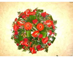 composition florale deuil coussin rond rouge