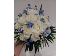 BOUQUET MARIEE FORME ROND BLEU ET BLANC MYOSOTIS