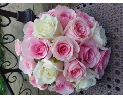 BOUQUET MARIEE ROSE ET BLANC 3